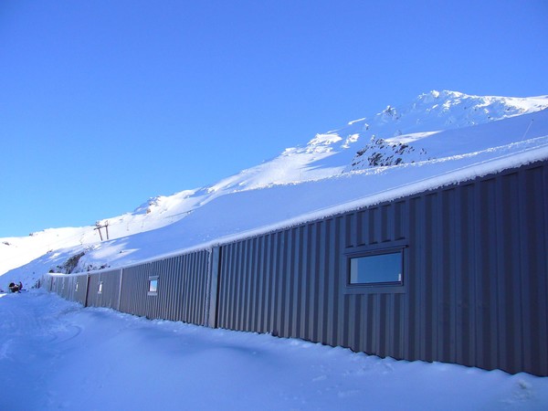 The brand new one-of-a-kind Magic Carpet tunnel which offers shelter and fun for beginner skiers, riders and children.